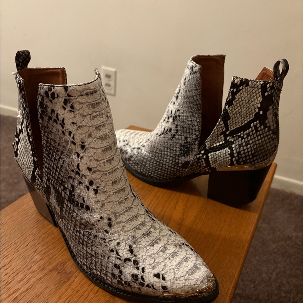 Jeffrey Campbell Black White Snake Ankle Boots